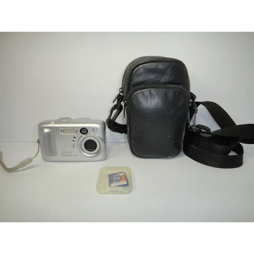 Kodak EasyShare CX6330 Digital Camera 3.1MP 3x Optical Zoom Silver Bundle Case